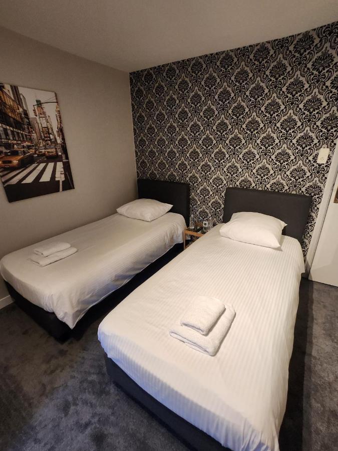 Hotel Francorchamps Pitlane Lodge Bagian luar foto