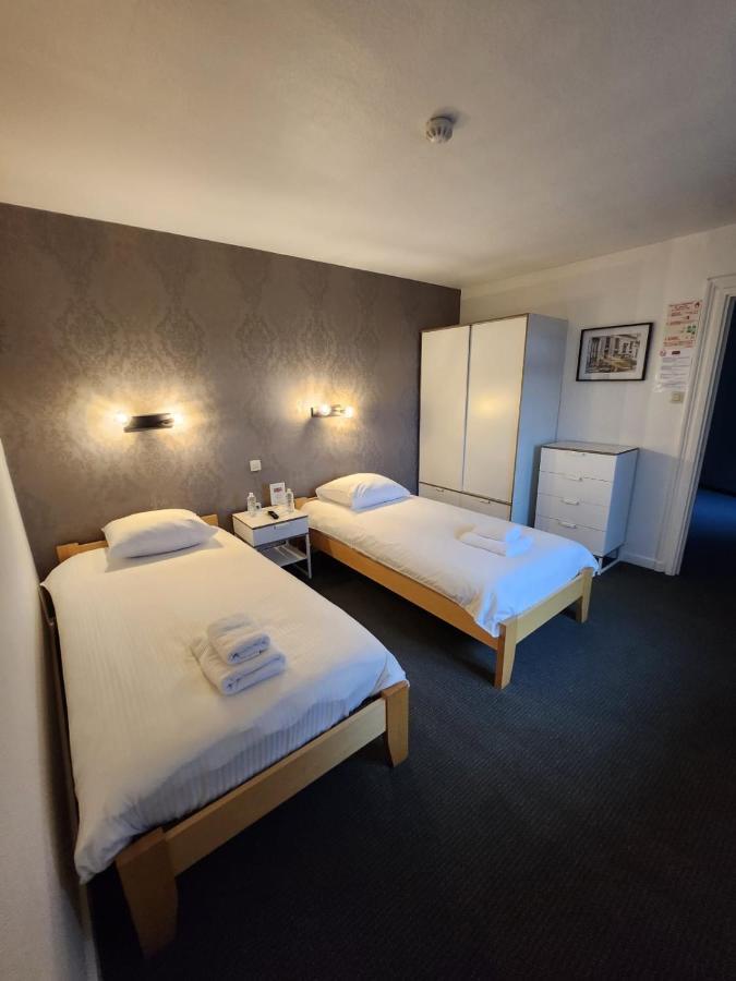 Hotel Francorchamps Pitlane Lodge Bagian luar foto